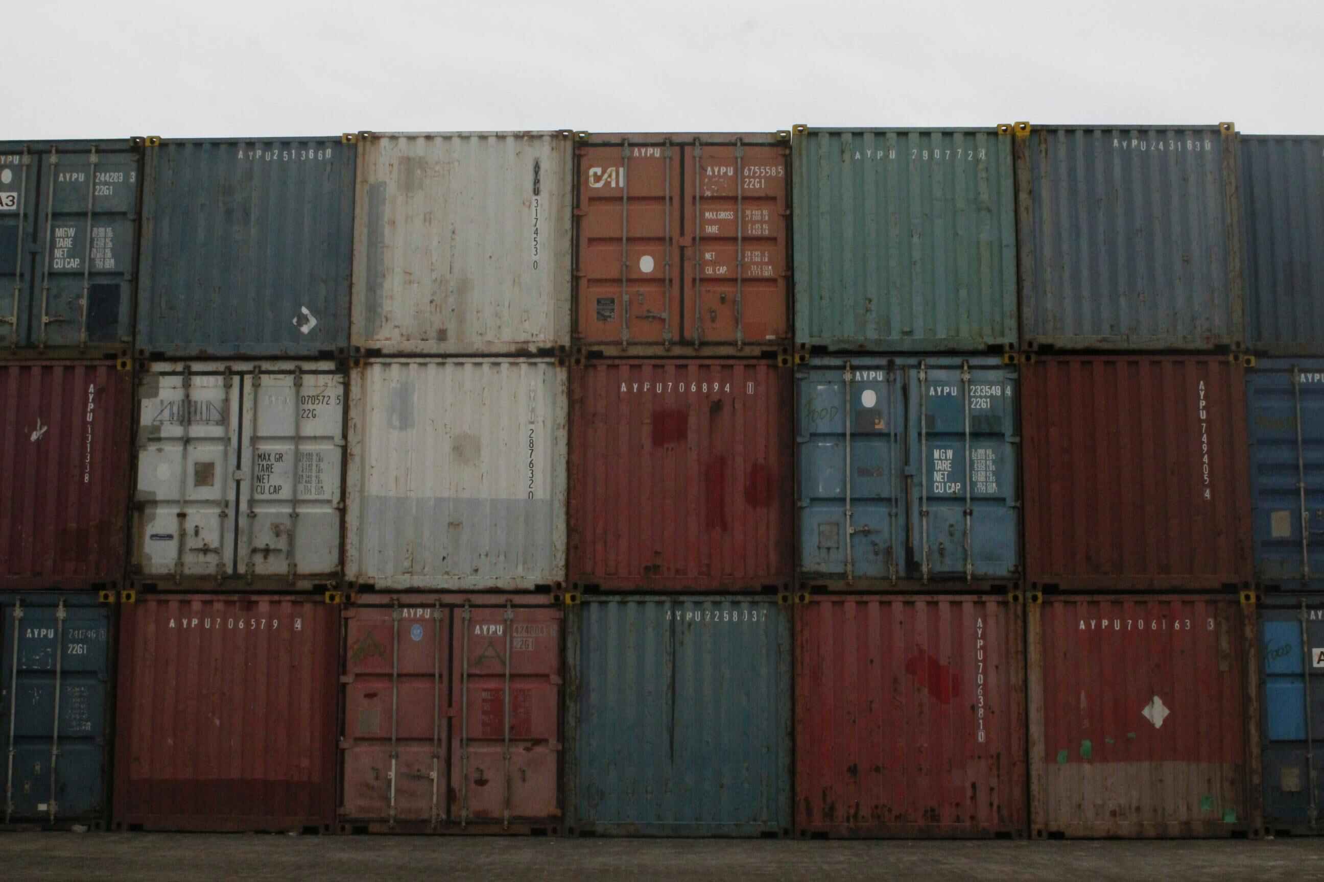 How Much do Shipping Containers Weigh?